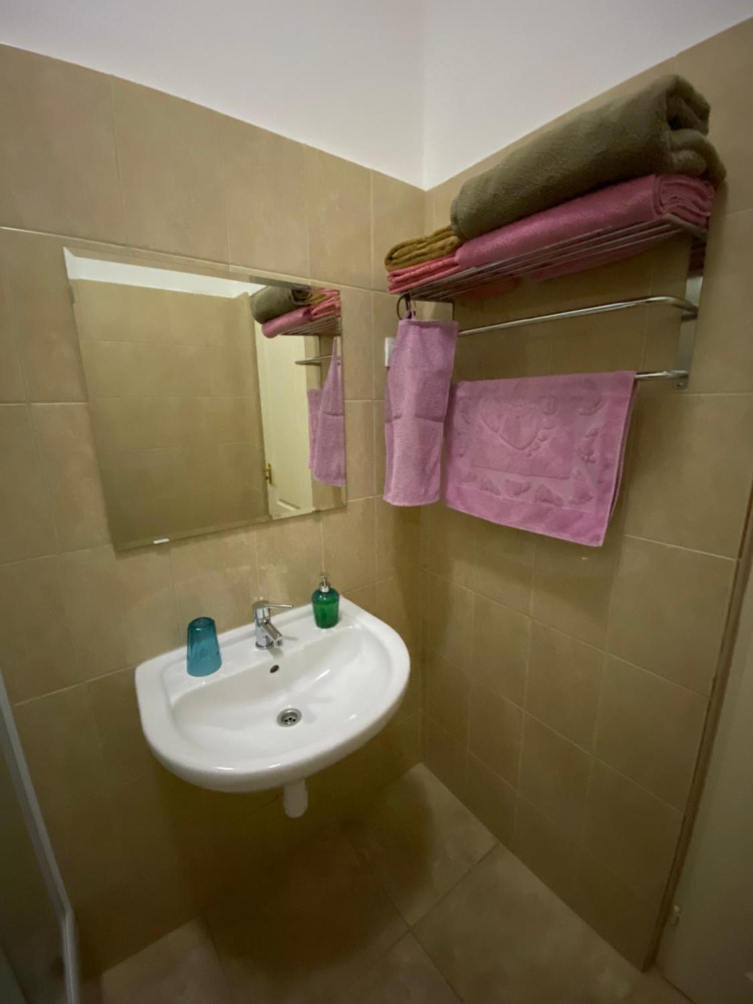 Promenade Guesthouse Near The Danube بودابست المظهر الخارجي الصورة
